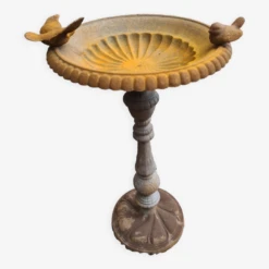 Bain D'oiseaux En Fonte