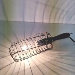 Baladeuse Atelier Industrielle Années 30 Bois Noirci Et Cage Métal 13 Baladeuse Atelier Industrielle Années 30 Bois Noirci Et Cage Métal -Jardin Fournitures Boutique b4575d3e fd03 4944 b16c 9acc9d38b31d