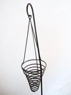 Pied Pour Plante Suspendue En Métal Courbé Jardinière 17 Pied Pour Plante Suspendue En Métal Courbé Jardinière -Jardin Fournitures Boutique b466737f fb71 48bc 90eb c31ad76e79ea