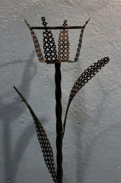 Porte Plante "fleur" Métal Perforé 1950 -Jardin Fournitures Boutique b59ad8dc afcb 4b20 95b7 fedd77dfbe0b