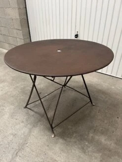Table Ronde Ancienne De Jardin Pliante -Jardin Fournitures Boutique b644bb55 35a0 44bd bffc 47650debf257