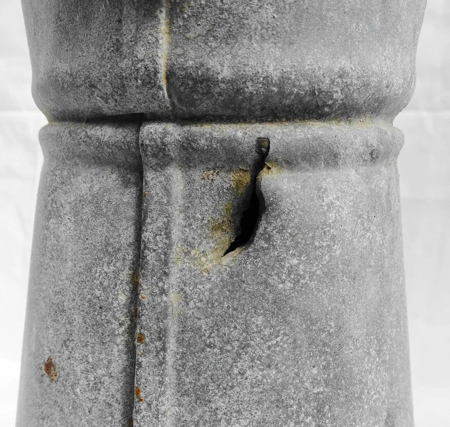 Broc à Couvercle Clapet En Zing 12 Broc à Couvercle Clapet En Zing – Image 10