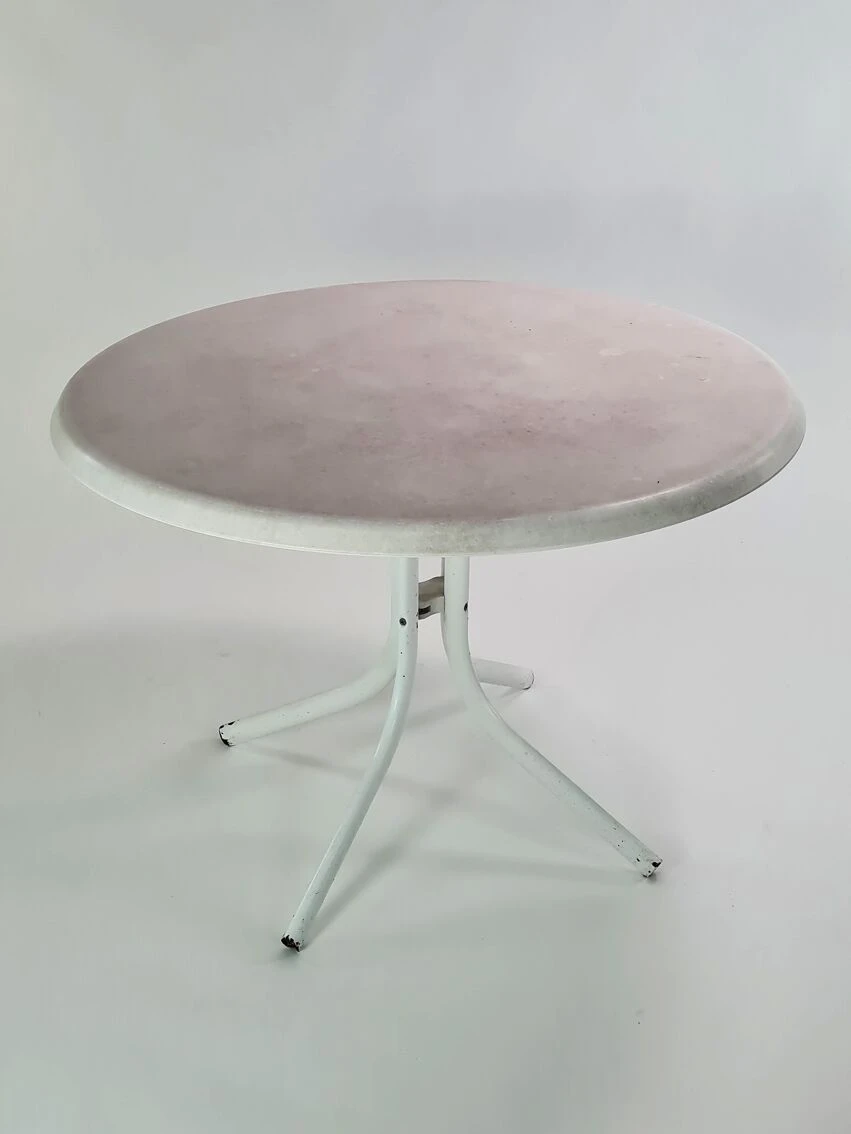 Lot De 6 Chaises Rio Et La Table, Ensemble Blanc, Marque Emu, Italie, Circa 1970 6 Lot De 6 Chaises Rio Et La Table, Ensemble Blanc, Marque Emu, Italie, Circa 1970 – Image 4