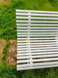 Banc De Jardin Ancien Avec Pieds En Métal -Jardin Fournitures Boutique bbb9c26e 1795 42e6 b80f 37e12435f069