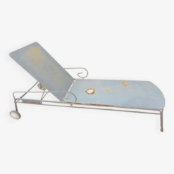 Chaise Longue Ancienne En Fer Forgé Vintage à Roulette En L’état à Restaurer