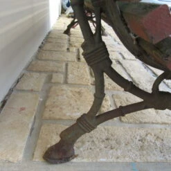 Banc Public En Lattes De Bois Et Pieds En Fonte -Jardin Fournitures Boutique bf99c1bc fd4c 4eba 8bfc 4a163ed77744