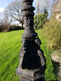 Candélabre En Fonte -Jardin Fournitures Boutique c1261f46 98ff 41df a7cf 504240d4d471