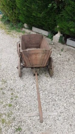 Chariot -Jardin Fournitures Boutique c1e135b1 c6d8 45b3 8182 7b6d7ffd0a39