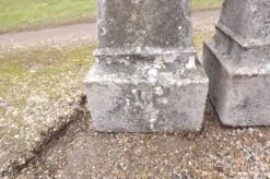 Paire De Bornes Ciment Année 60 11 Paire De Bornes Ciment Année 60 -Jardin Fournitures Boutique c3a9afa3 3623 4aa4 a42b 195c35099ac2