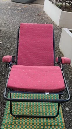 Chaise Longue Relax En Métal Et Matelas De Tissus Année 80 -Jardin Fournitures Boutique c6a9d1d1 cad8 42b3 a78f 0e90396ad9d5