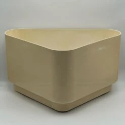 Jardinière Modèle 4687 Par Nena Balsari Pour Kartell -Jardin Fournitures Boutique c6fc78c5 47e7 475a 896b 5bc3d6e6c781