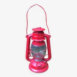 Lampe-tempête En Métal Rouge. Swallow Brand
