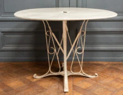 Table En Tôle Peinte Salon De Jardin Ferronnerie 1950 Piétement 21 Table En Tôle Peinte Salon De Jardin Ferronnerie 1950 Piétement -Jardin Fournitures Boutique ca2c3c7a 2dcd 4b75 ba9b 15f74276dd8e
