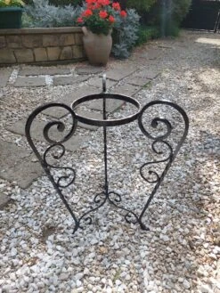 Porte-plante En Fer Forgé à Volutes -Jardin Fournitures Boutique ca4b6088 ab0a 4ad1 abff 8ea25feec3f9