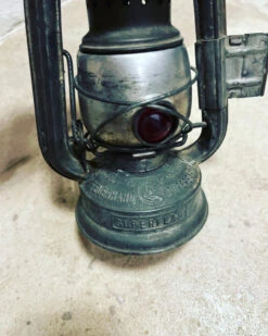 Lanterne Ou Lampe Tempête 1930/40 -Jardin Fournitures Boutique d206b497 cc7c 4309 ae74 56ee4d5d192e
