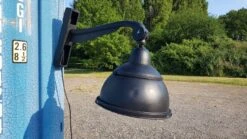 Lanterne Ronde D'éclairage Public De La Ville De Paris Fabriquée Par Saunier Duval Circa 1950 -Jardin Fournitures Boutique d2d8b803 e3d2 4381 a38b 6ac3b3f5cd89