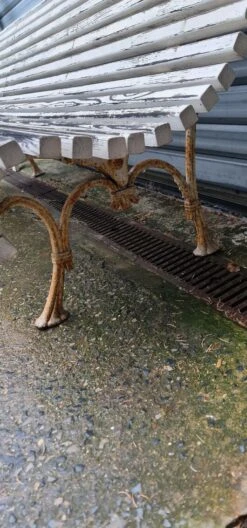 Banc à Lattes De Jardin Blanc Ancien -Jardin Fournitures Boutique d358a90b f1b9 4fad 922f 90353789e512