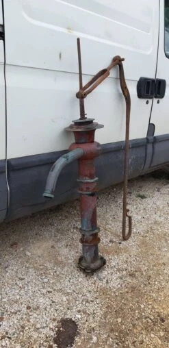 Pompe De Puit De Jardin En Cuivre Rouge 19 ème -Jardin Fournitures Boutique d446c44a 784b 48c5 a1a6 987fe21fbe07