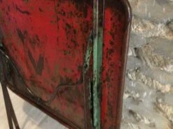 Table En Fer Rivetée Pliante -Jardin Fournitures Boutique d5bf62a9 4e8e 4a5f 9a7e d3a565fa5a63