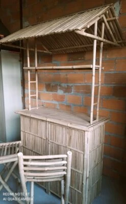 Ensemble Bar En Bambou Avec Ses Deux Tabourets -Jardin Fournitures Boutique d708fde4 c3aa 4021 8a5c 27536c6c63dc