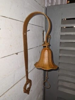 Cloche De Jardin En Fer Et Fonte -Jardin Fournitures Boutique d7eee3d7 dc84 4bc6 ac43 02a89d4d58e5