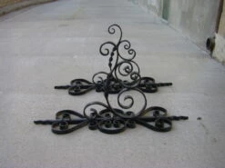 Paire De Potences De Lanterne De Jardin En Fer Forgé -Jardin Fournitures Boutique db9f943f 03e8 4cb8 90fc bf9b5b685414