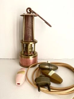 Lampe De Mineur électrifiée, Câble 2 M -Jardin Fournitures Boutique df1dedb2 b338 474c 98b2 593af93ae9ce