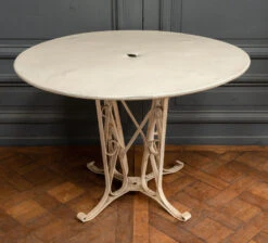 Table En Tôle Peinte Salon De Jardin Ferronnerie 1950 Piétement 17 Table En Tôle Peinte Salon De Jardin Ferronnerie 1950 Piétement -Jardin Fournitures Boutique dfc12a21 d3c9 4167 ae24 3b46962ddd22