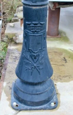 Lampadaire En Fonte Par Claude Lefebvre Hauteur 4m30 -Jardin Fournitures Boutique dfc51de9 a225 466d 8655 8669069f692d