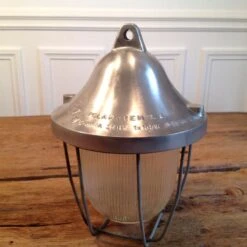 Lanterne Industrielle 16 Lanterne Industrielle -Jardin Fournitures Boutique e1956e79 d87c 4dd1 af30 b695a3ca4f5a