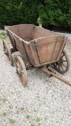 Chariot -Jardin Fournitures Boutique e21c790b da48 4255 b6d4 931d9572dc4f