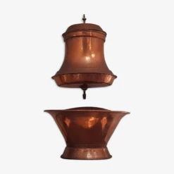 Fontaine En Cuivre Avec Son Bassin