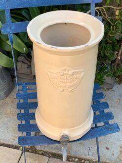 Fontaine En Grès 1930 -Jardin Fournitures Boutique e5103099 1f40 4f75 8972 11c3b0703bbe