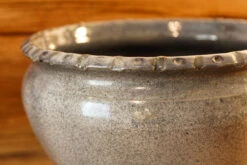 Cache Pot En Grés Bleuté, Signé -Jardin Fournitures Boutique e57c4acd f8f3 4f57 98ed 86197866b573