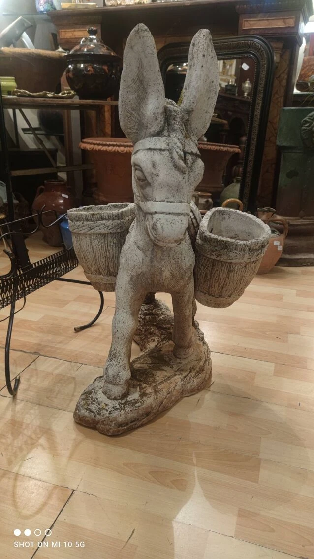 Âne Porte Plantes En Poussière De Marbre Reconstitué De La Maison Italgarden 4 Âne Porte Plantes En Poussière De Marbre Reconstitué De La Maison Italgarden – Image 2