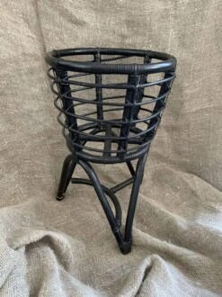 Porte Plant En Rotin -Jardin Fournitures Boutique e858ea0a 3308 4b29 9f82 89e019abac96