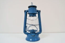 Lampe Au Kérosène Du Milieu Du Siècle, Meva, Vers Les Années 1960 -Jardin Fournitures Boutique e85fed45 520b 4fe3 b365 0a0dd68264ce