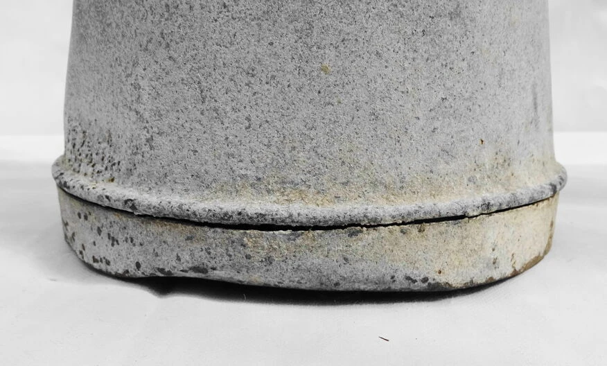 Broc à Couvercle Clapet En Zing 13 Broc à Couvercle Clapet En Zing – Image 11