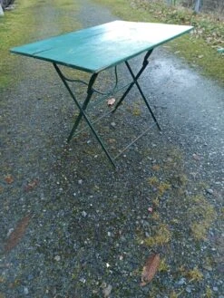 Table De Jardin Pliante En Fer Forgé Et Bois -Jardin Fournitures Boutique ea094f65 bad8 4901 831b a3d5325e32c5