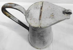 Broc à Couvercle Clapet En Zing 20 Broc à Couvercle Clapet En Zing -Jardin Fournitures Boutique ea5a4bef 0281 4eff a7ab b81ec9bbc8f4