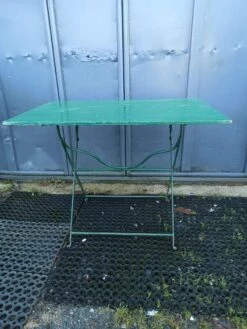 Table De Jardin Pliante En Fer Forgé Et Bois -Jardin Fournitures Boutique eb0220ea 5bd7 4f23 873b d483cd406399