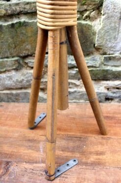 Porte Plante Vintage En Rotin Années 70 -Jardin Fournitures Boutique ed4ba1c7 da24 48b9 b334 8291c07da677