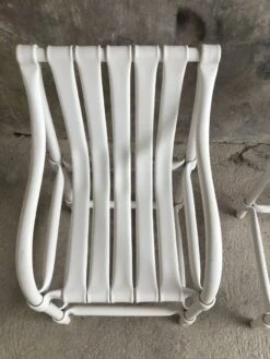 Ensemble De 4 Fauteuils De Jardin Hugonet En Plastique Blanc - Made In France Design 1970 -Jardin Fournitures Boutique eea4cfdb 377f 423c ad9d 96c9cbe8f34f