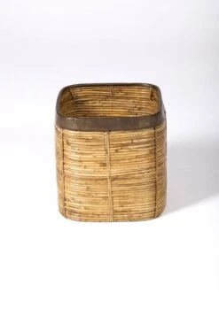Cache Pot En Rotin, 1970s -Jardin Fournitures Boutique f4318758 4d6f 43f8 8327 44f042f9191d