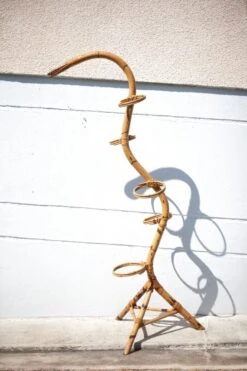 Porte-plante Rotin Forme Serpent, Porte Plante Serpent, Patio, Véranda, Déco Intérieur, 70's -Jardin Fournitures Boutique f4530bf4 3061 46c3 bbf0 c57787cad1df