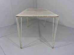 Table De Jardin En Acier Perforé Blanc Des Années 1950 -Jardin Fournitures Boutique f478c8a0 c1af 42f0 9398 2b85bd6913c8