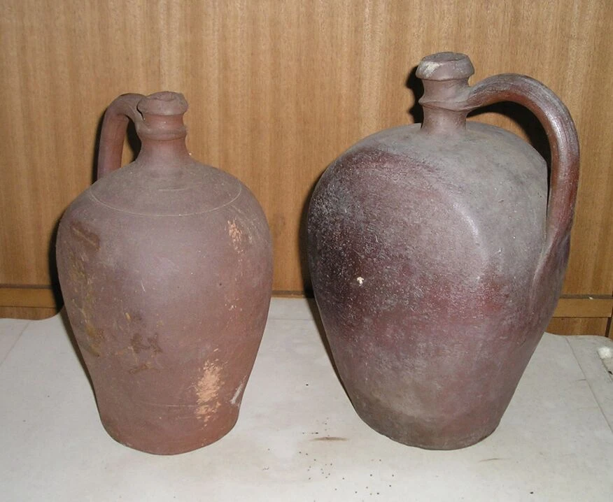 Duo De 2 Bouteilles Anciennes En Grès 4 Duo De 2 Bouteilles Anciennes En Grès – Image 2