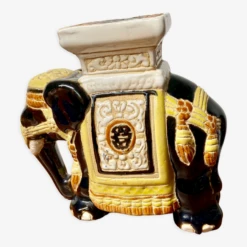 Eléphant En Faience, Porte-plante