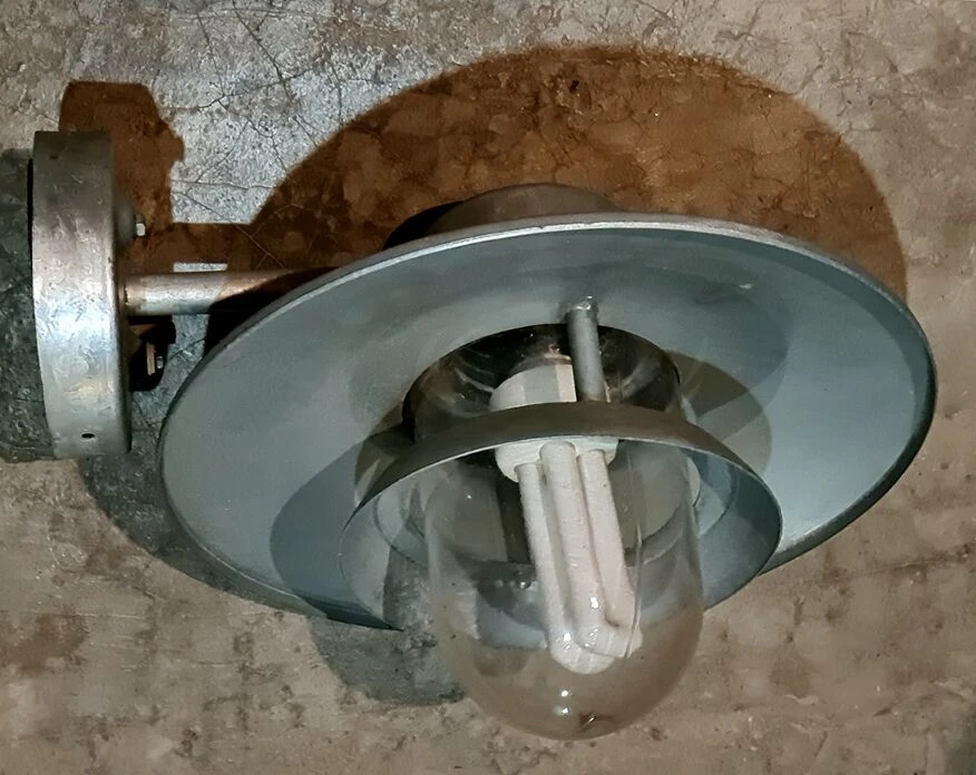 Lampe D'extérieur Métallique 6 Lampe D'extérieur Métallique – Image 4