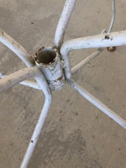 Ancienne Table Et 4 Chaises En Fer Forgé -Jardin Fournitures Boutique fee8c977 cd6c 4db2 af29 660d4459b975